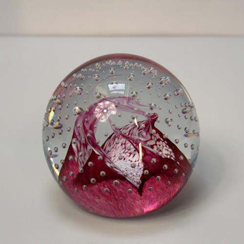 Caithness Cauldron Scotland Controlled Bubble Signed Numbered Glass Paperweight - Picture 3 of 6