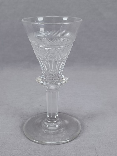 19th Century Pittsburgh Cut Strawberry Diamonds & Rays Flint Glass Wine C. 1830s - Picture 4 of 11