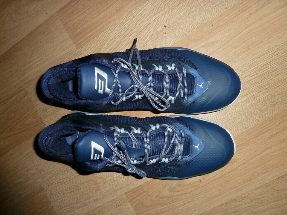 Jordan CP3.V111 синий/светло-голубой белый 684855 407 США мужские размер 12 Великобритания 11 евро 46 - Изображение 3 из 4