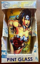 DC Comics Originals Wonder Woman Pint Glass 16 oz.