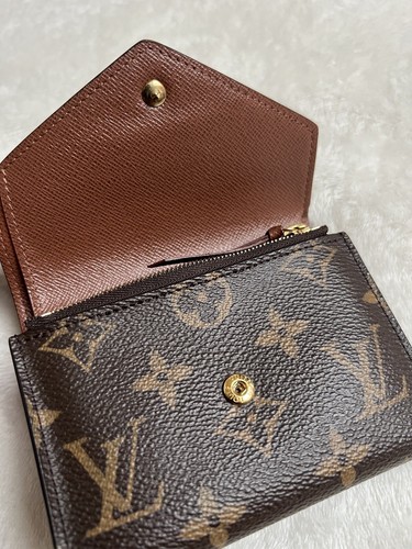 Louis Vuitton Victorine Women's Wallet -Monogram Canvas - Picture 8 of 11
