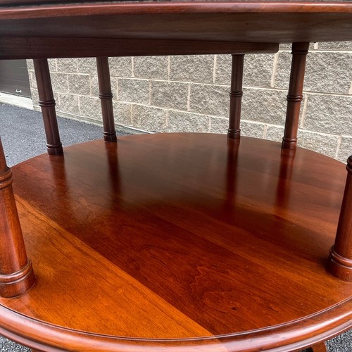 Vintage Pennsylvania House Traditional Solid Cherry Round Pedestal Side Table - Picture 3 of 12