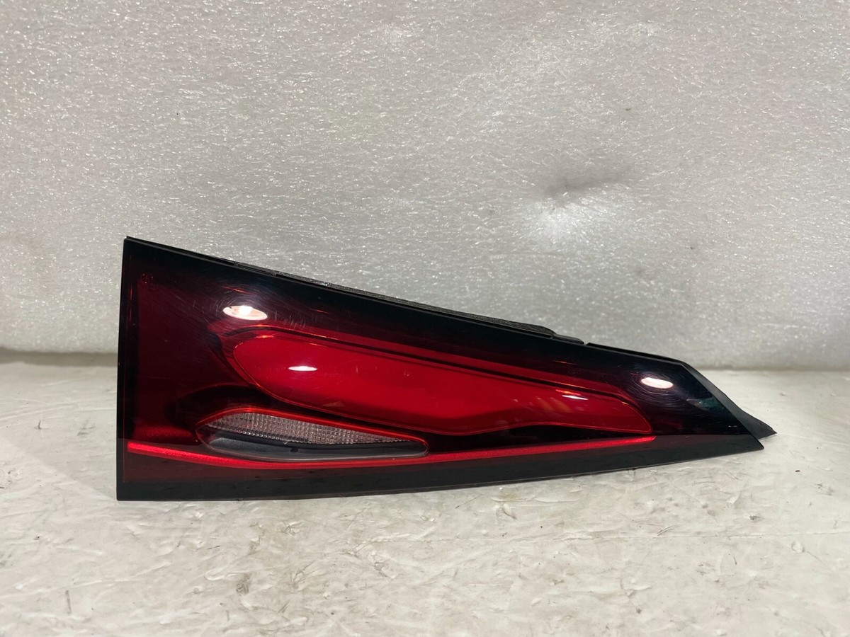 2023 - 2024 MERCEDES BENZ GLC300 TAIL LIGHT INNER LEFT OEM