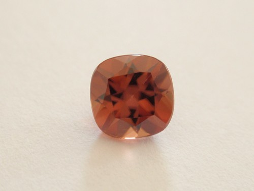 ZANZIBAR ZIRCON (H) 1.55CT - Picture 2 of 9