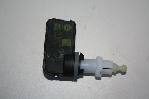 Original Stellmotor LWR Scheinwerfer vorne  5G0941295A VW Golf VII Audi Seat