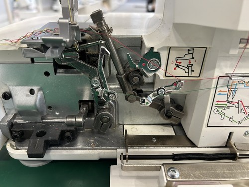 Pfaff Admire 1000 Overlock Machine - Picture 5 of 7