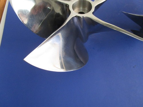 Signature 400 Cleavers  15 1/4 X 32 5 Blade Propellers:  Mercury  300R 400R 450R - Picture 5 of 5
