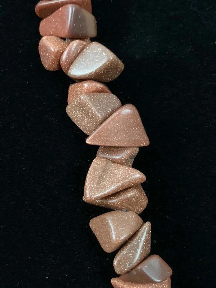 34" Continuous Strand of LiDiex Glassworks Goldstone Chip Necklace Voodoo Estate - Image 3 of 4