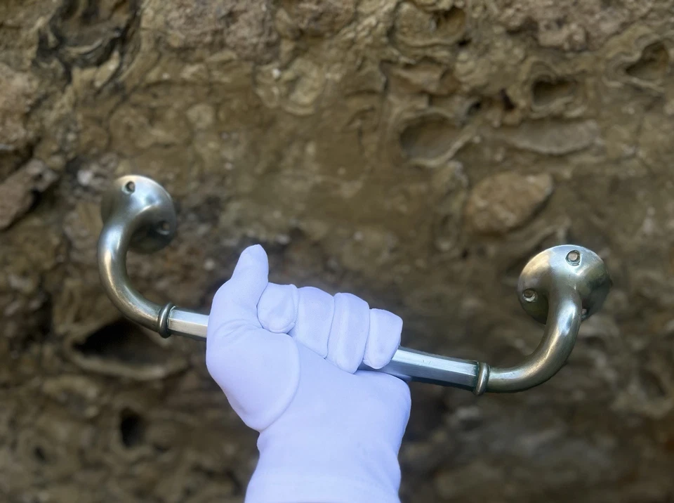 Ancienne Poignée Tirant Porte Ou Porte Serviettes Bronze Blanc " Art Déco " 1930 - Photo 2/4