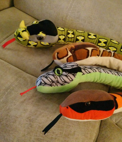 Lotto 4 Peluche Serpente Grande Repubblica Selvaggia 50" Peluche Peluche - Foto 2 di 3