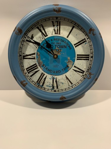 ¡Nuevo! Reloj de Pared Decorativo Azul Rústico Funciona con Pilas Grande Shabby Chic Granja - Imagen 2 de 5