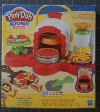Hasbro Play-Doh Stamp 'n Top Pizza Oven Toy - E4576