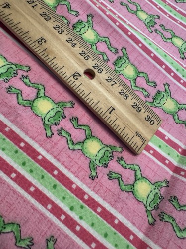 Pink Green White JUMPING FROGS DOTS STRIPES 30 x 22 Cotton Fabric Signature Clas - Picture 3 of 8