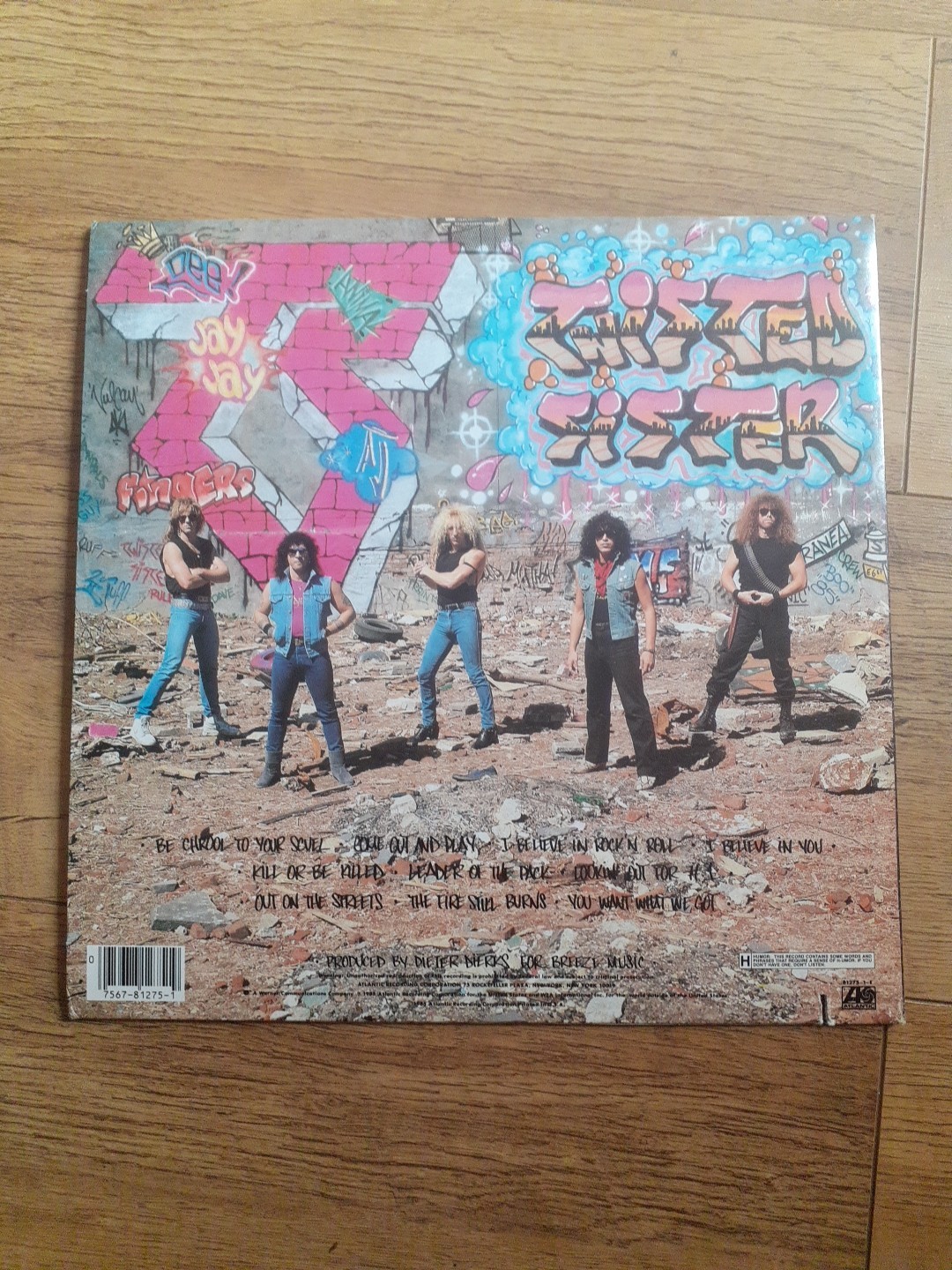 Picture 2 of 9