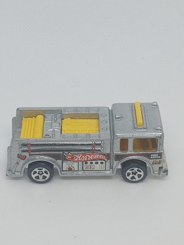 Hot Wheels 1976 Die-cast Silver / Chrome 1:64 Vintage Fire Eater Firetruck - Picture 3 of 5