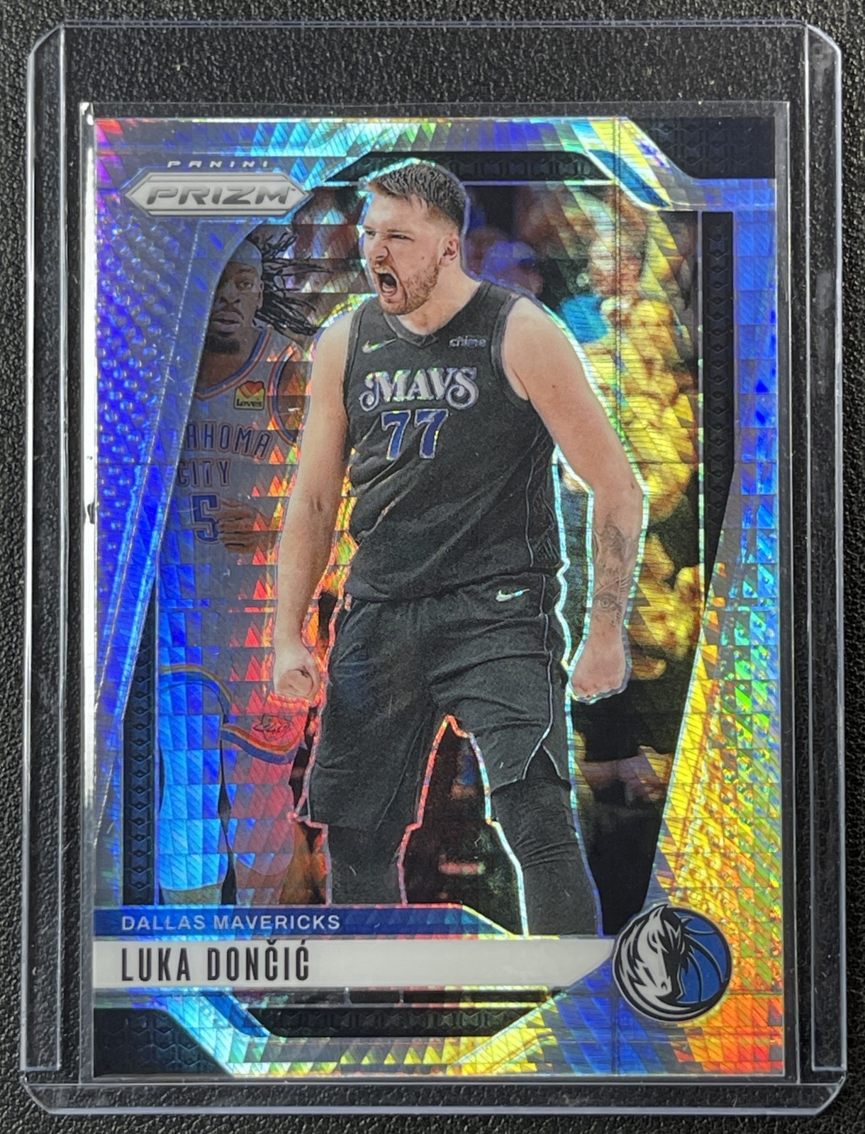 LUKA DONCIC 2024-25 PANINI PRIZM #89 HYPER MAVERICKS