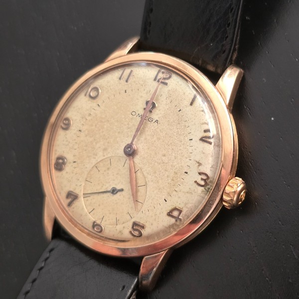 Omega Classic Jumbo, 80 Microns Gold Plated, Vintage,Ref. 2501-1