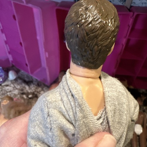 Lot Of Vintage Barbie And Some Modern, Male And Female Two Cases And Clothing. - Picture 12 of 22