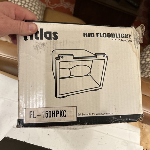 Atlas Commercial HID Floodlight FL Series Model: FLM-150HPK Just The Fixture - Picture 5 of 9