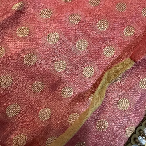 NUEVO Vestido Choga Tradicional Indio Pequeño Rosa Dorado Brocado Chaqueta Pantalones Dorados - Imagen 9 de 18