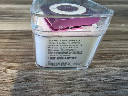 Apple A1373 iPod Shuffle 4th Generation 2GB iPod MP3 Player AS-IS NOT WORKING - Picture 12 of 12