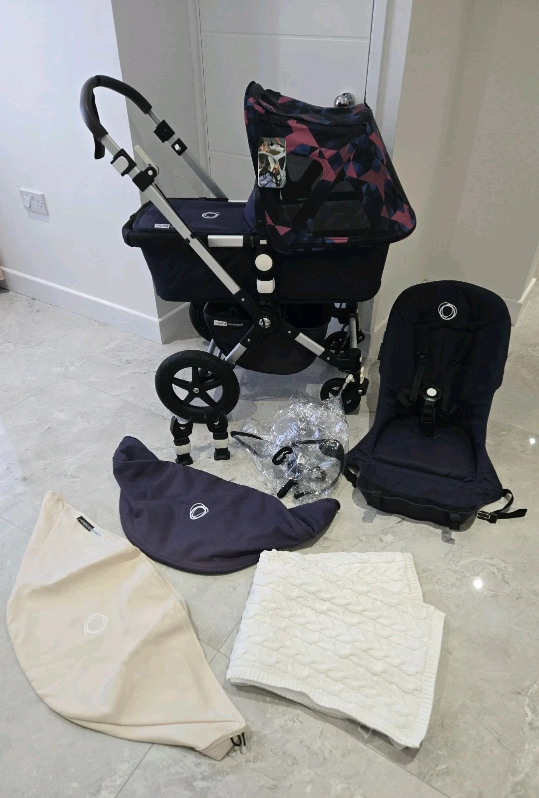 Bugaboo Cameleon 3 Classic Navy Collection Pushchair Stroller Pram & New Breezy