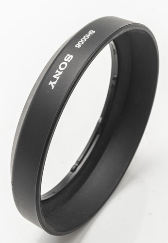 Sony Lens Hood SH0006 for Lens Hood for 18-70mm f/3.5-5.6 standard zoom - Bild 3 von 3