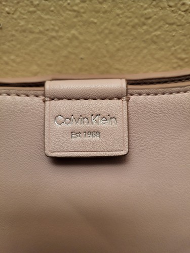 CALVIN KLEIN Women's Audrey Hobo Shoulder Bag, Rose Smoke Pink - Picture 5 of 6
