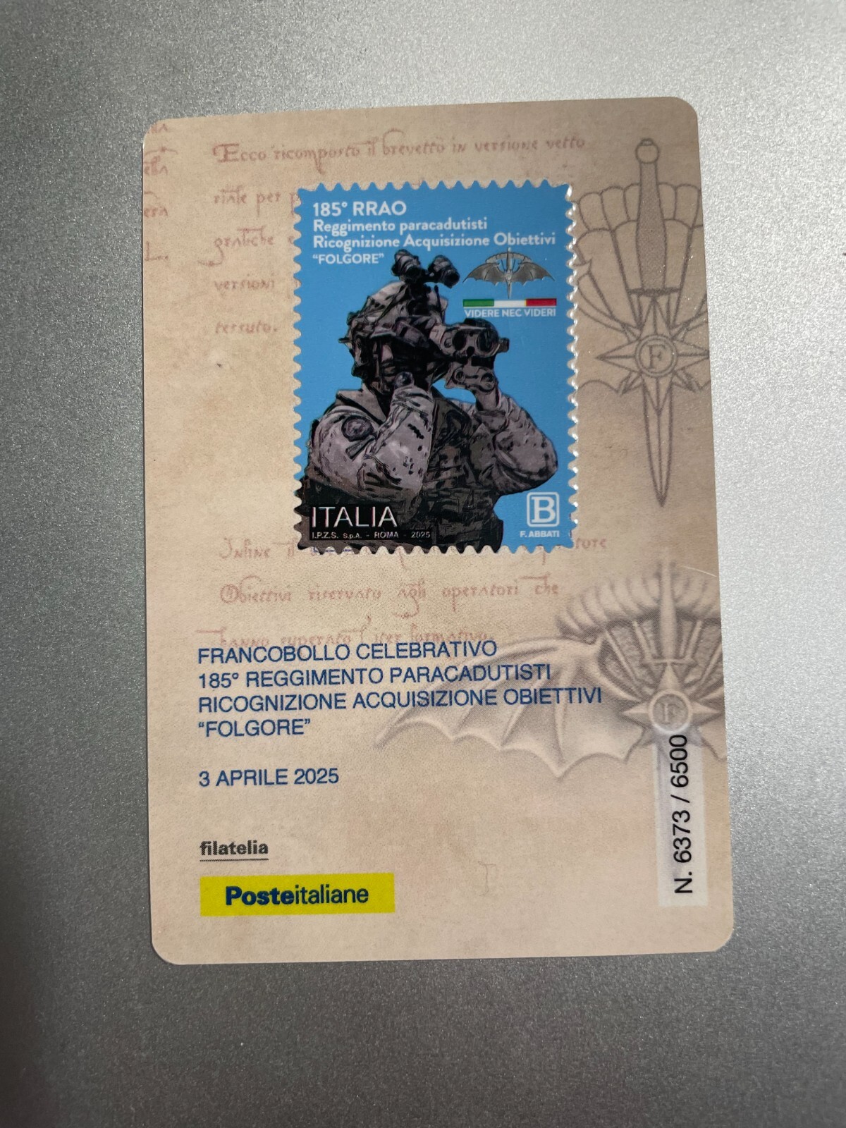 Foto 1 di 2