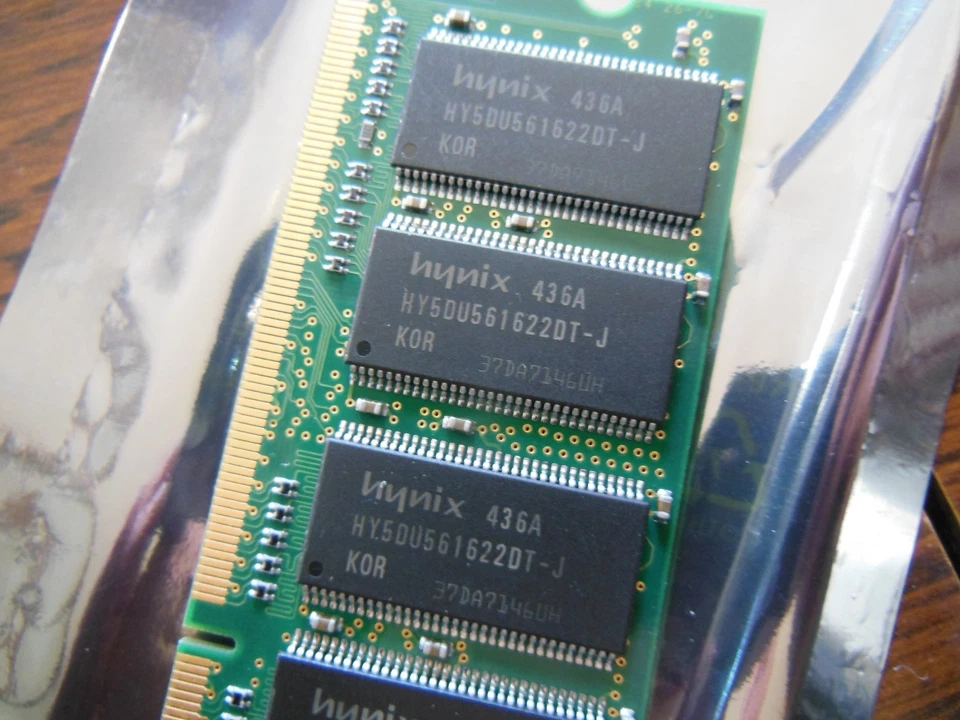MEMORY STICKS HYNIX 256MB PC2700S-25330 DDR 333MHz CL2.5 HYMD232M646D6-J AA  - Image 3 of 4