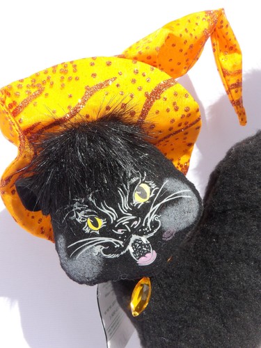 NWT 2011 Annalee Halloween Doll - Scaredy Cat, black w/witch's hat - Imagen 2 de 3
