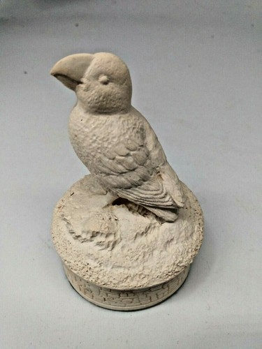 Puffin Trinket Box - Tanglewood Arts of Newfoundland 3 5/8" high - Picture 4 of 9