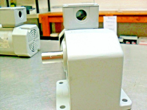 brother 18R030-BBRG3A - PH3 - RATIO 30:1 INDUCTION MOTOR 3/4" Shaft - Picture 2 of 4