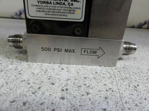 Unit Instruments, inc. UFC-1200A Mass Flow w/ Connector *Gas CHF3 - Picture 2 of 7