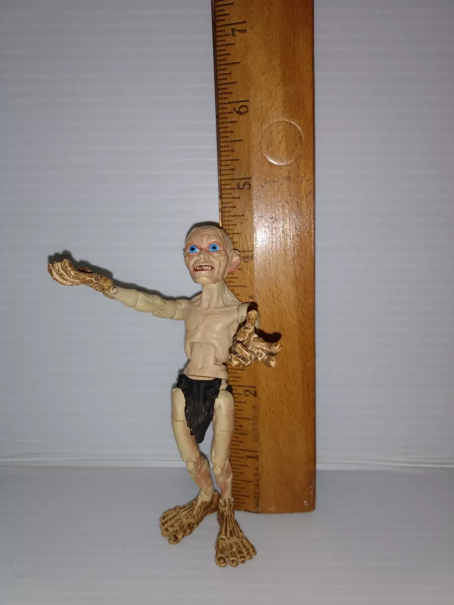 The Lord of the Rings Gollum Deluxe Figure