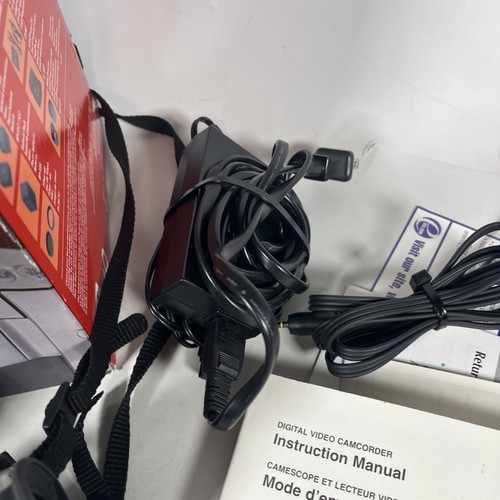 Canon ZR40 MiniDV Camcorder 360X Zoom Video Camera Tested - Picture 5 of 19