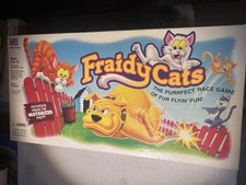 Vintage FRAIDY CATS Board Game w/ Mugs The Motorized Mutt COMPLETE! WORKS GREAT!