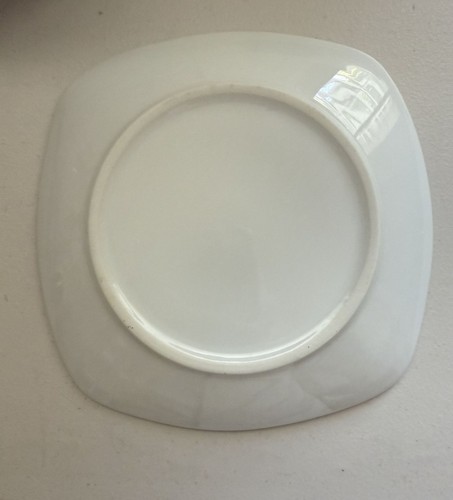 Lot of 8 White Square Ceramic Plate 7.5 Inches Modern Minimalist Design - Picture 2 of 3