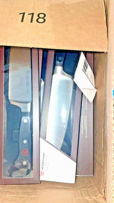 WÜSTHOF Classic 8'' Black Chef's Knife   German StainlessSteel Kitchen 1040100120