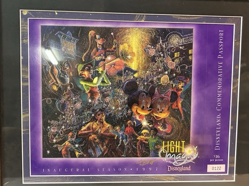 Disney 1997 A commemorative passport from Inaugural Season of "Light Magic"#0122 - Picture 2 of 4
