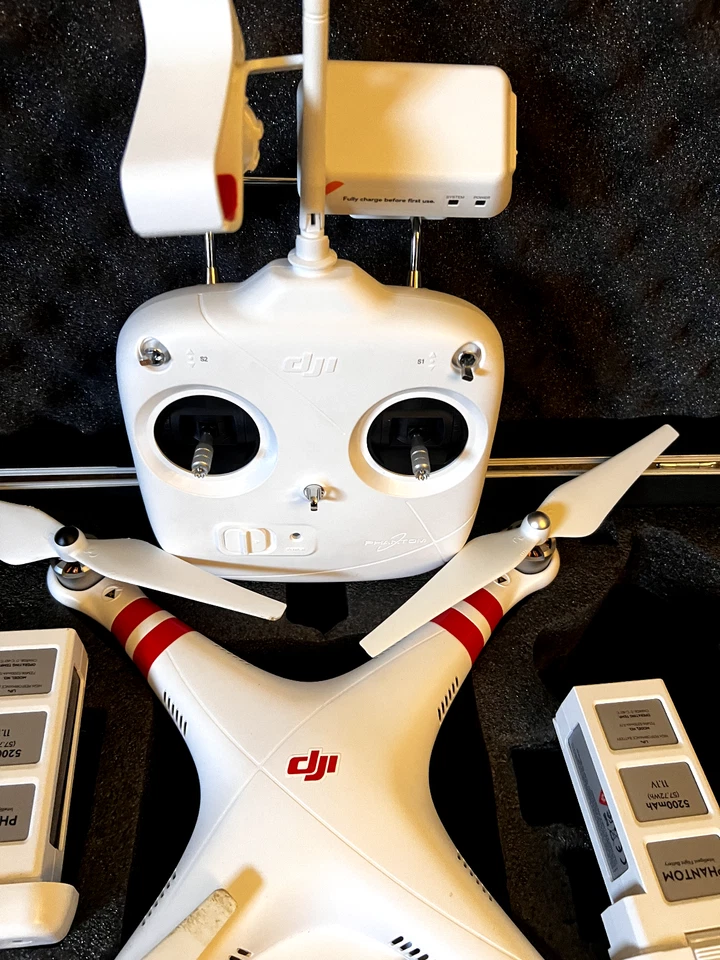 DJI  Phantom 2 Drone w/ Camera, iPhone 6, Hard Case, and Extras - Image 3 of 4