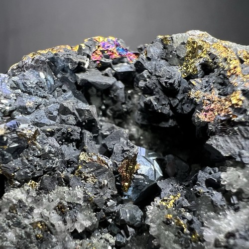 943GR BRILLIANT CLUSTER SPHALERITE CHALCOPYRITE Like A Pig Quartz Specimen - Picture 11 of 24