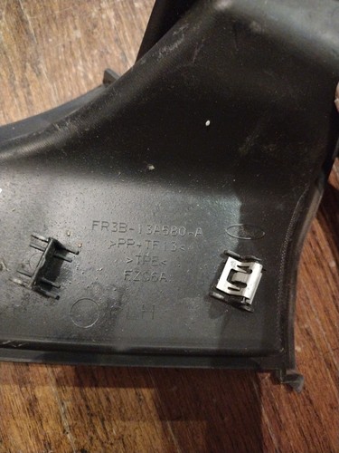 18-24 Ford Mustang GT 5.0 Rear Tail Light Cover Trim FR3B-13A580-A - Picture 3 of 3