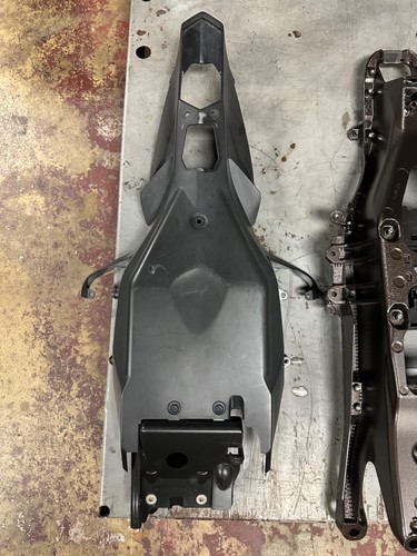 2015-2023 YAMAHA YZF R1 OEM REAR SUB FRAME ASSEMBLY COMPLETE - Picture 16 of 19