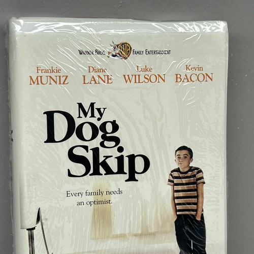 My Dog Skip VHS 2000 Video Tape Family Dog Movie Vintage Clamshell Nearly New! - Picture 3 of 13