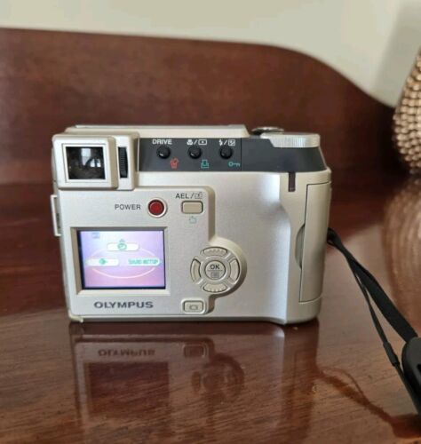 Vintage Olympus C-720 Ultra Zoom Digital Compact Camera 3MP-Silver-Works - Picture 3 of 12