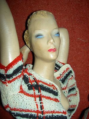 RARE huge 29'' vintage Latexture advertising store display mannequin w/j'td. arms