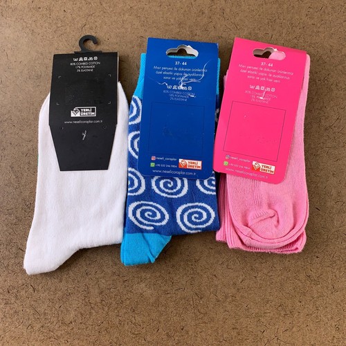 Calcetines Neseli Coraplar Para Mujer Talla Única Colorido Estampado Gráfico Novedad 3 Pares Nuevos con Etiquetas - Imagen 3 de 4