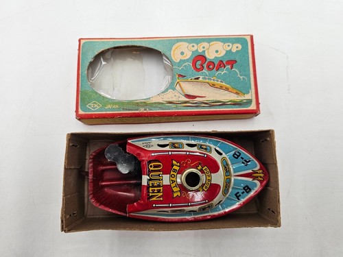 Vintage Pop Pop Boat Tin QUEEN F-8 Boat Original Made in Japan- Untested