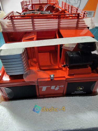 ROS 601482 Holmer Terra Dos T4-40 1:32 Scale Diecast Model Used in Original Box - Picture 10 of 17